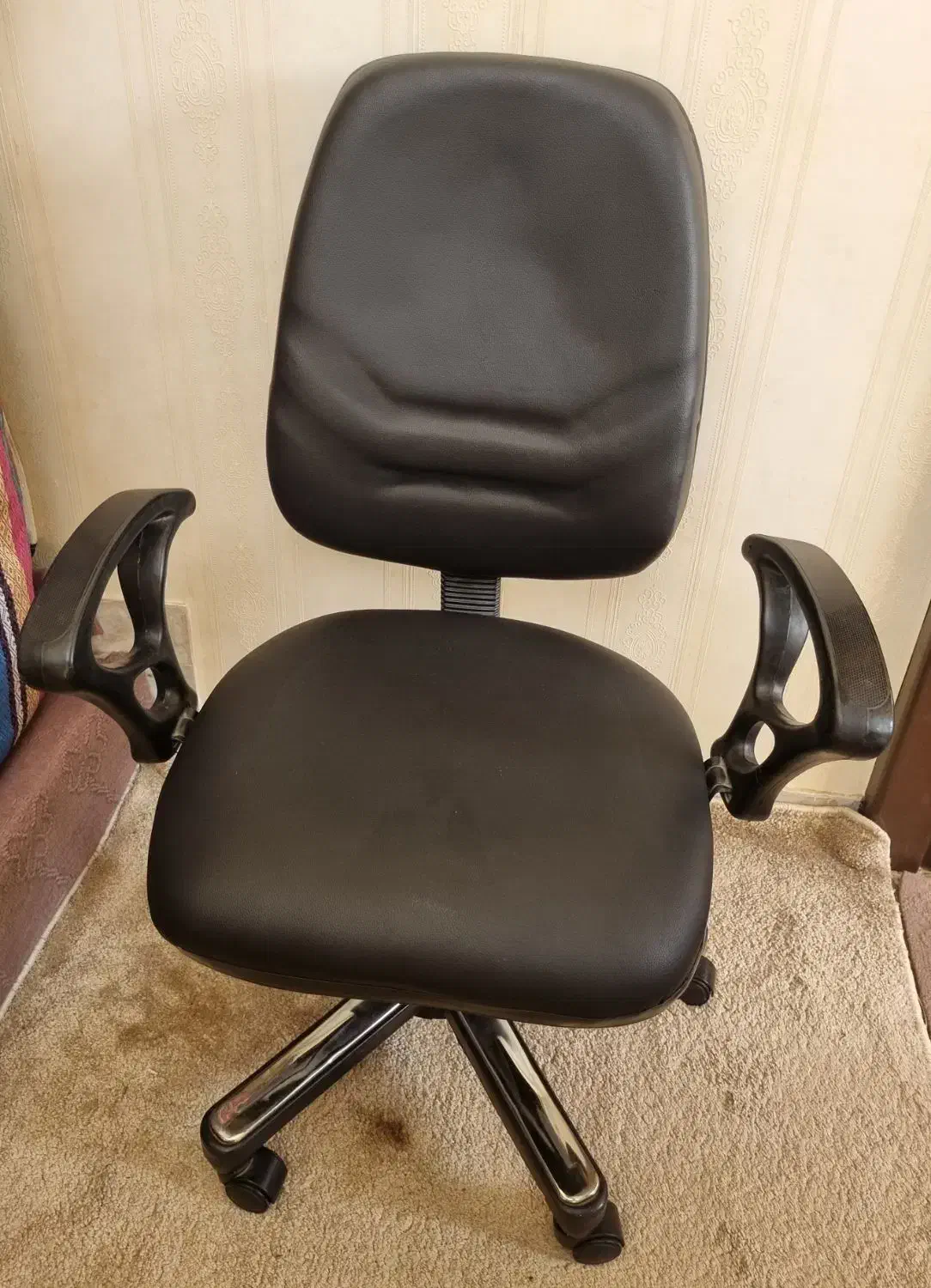 صندلی چرخدار، فلزی|صندلی و نیمکت|اصفهان, ملاصدرا|دیوار