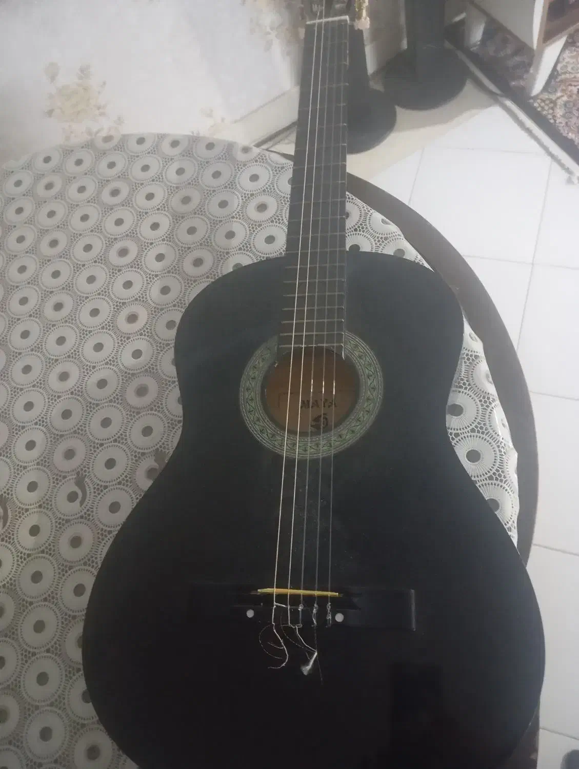 گیتار کلاسیک مدل Maya|گیتار، بیس، امپلیفایر|پرند, فاز ۳|دیوار