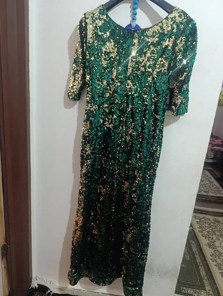 لباس مجلسی|لباس|سراب, |دیوار