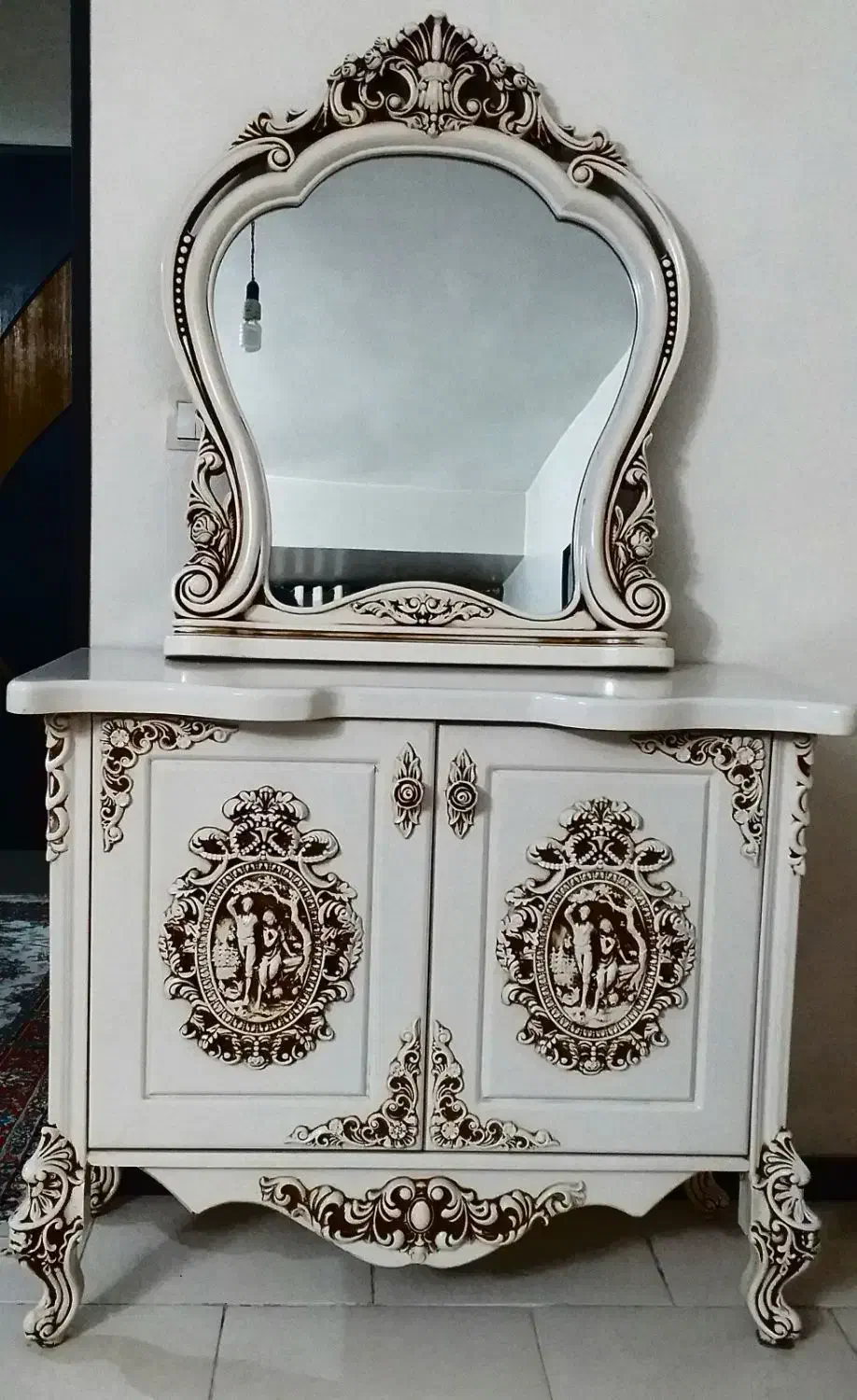 آیینه کنسول مناسب جهیزیه|بوفه، ویترین، کنسول|شاهین‌شهر, مسکن مهر|دیوار