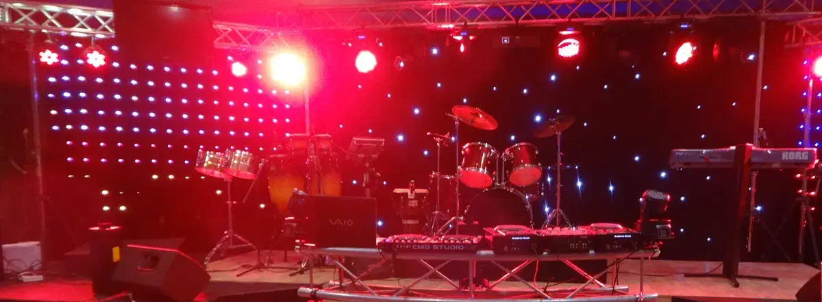 گروه هنری تبریزیم|خدمات پذیرایی، مراسم|ورزقان, |دیوار