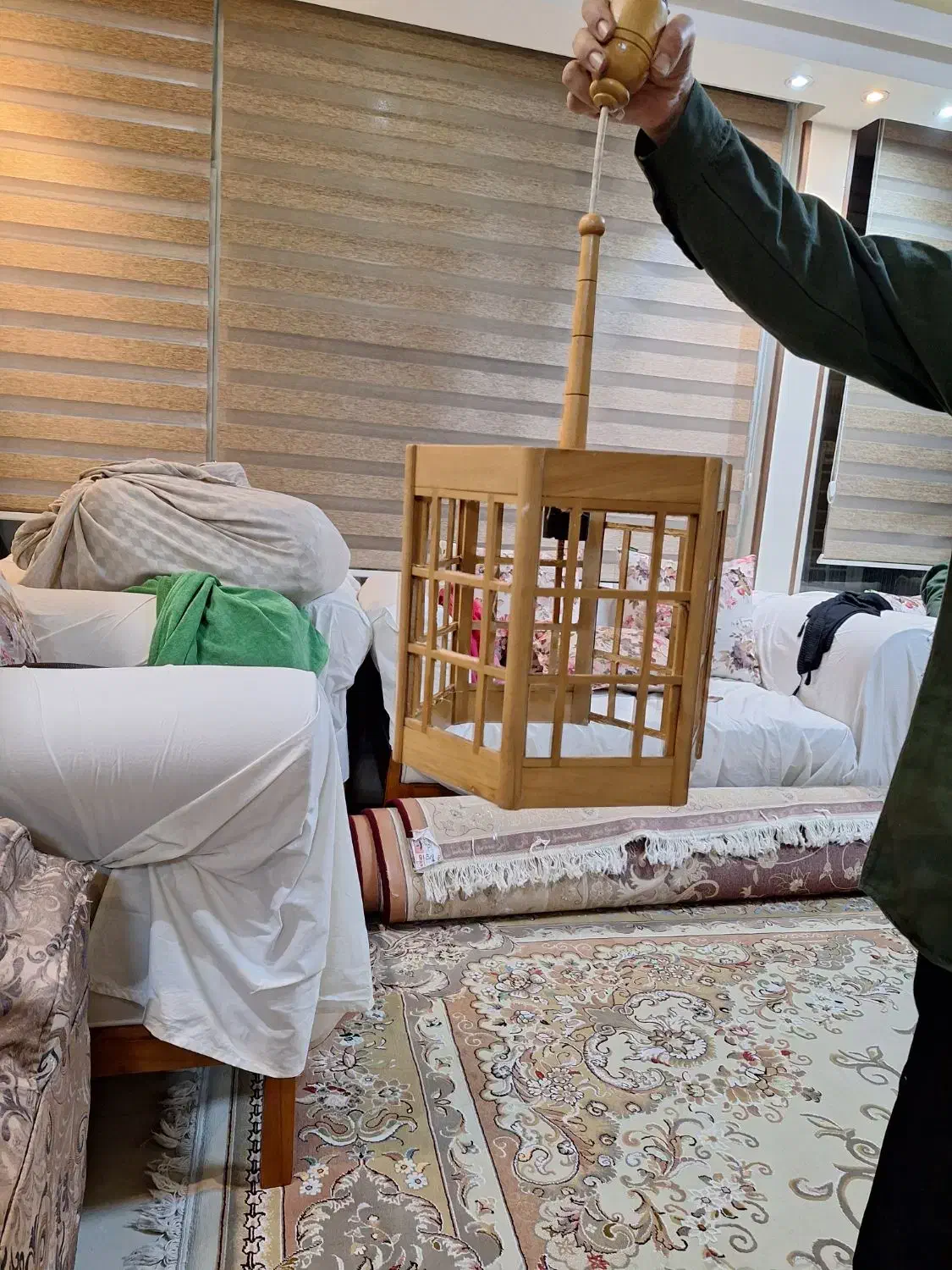 لوستر چوبی و فانوسی دو میلیون هزار تومان|لوستر و چراغ آویز|تهران, شیخ هادی|دیوار