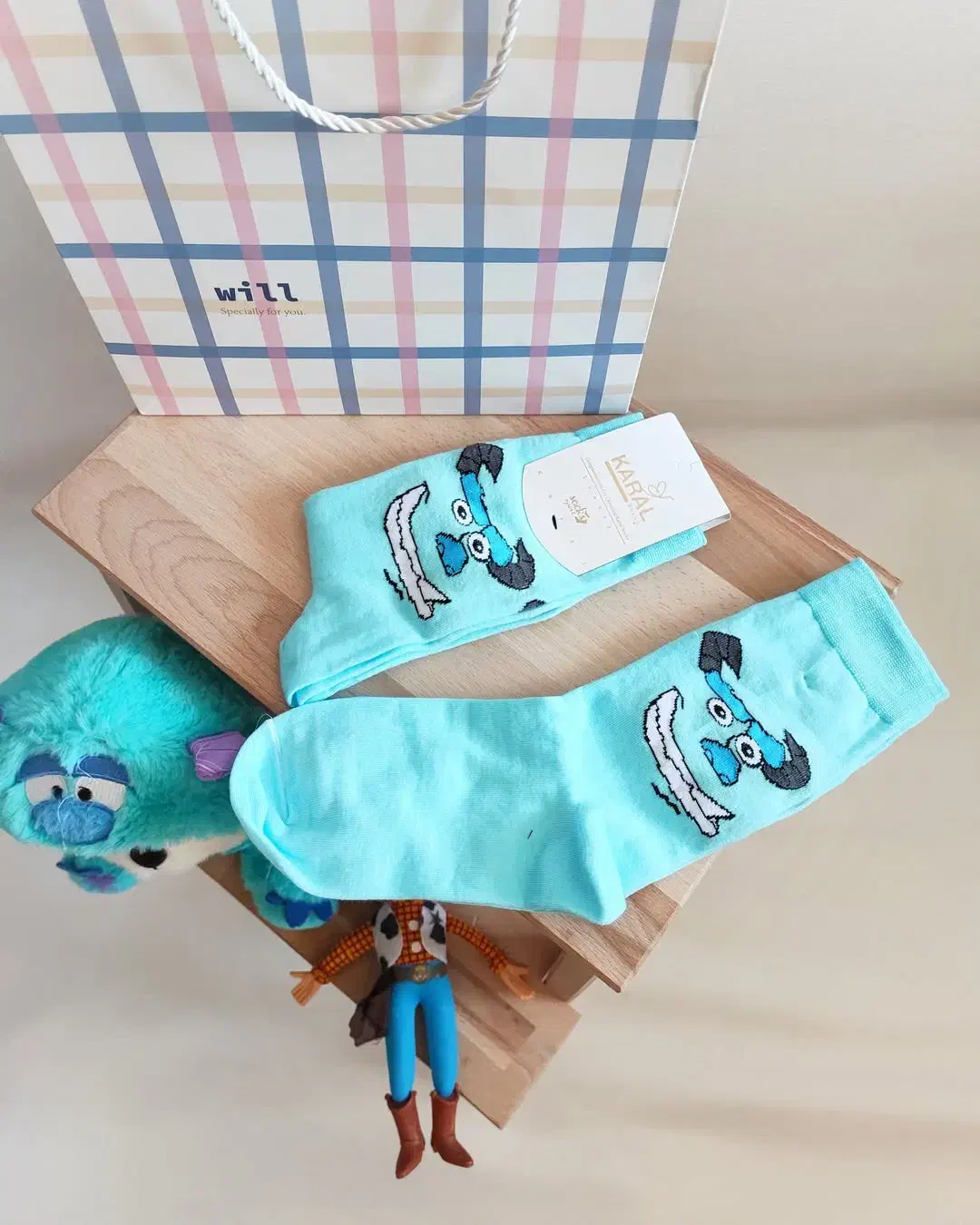 جوراب ساقدار انیمیشنی|لباس|رباطکریم, رباطکریم|دیوار