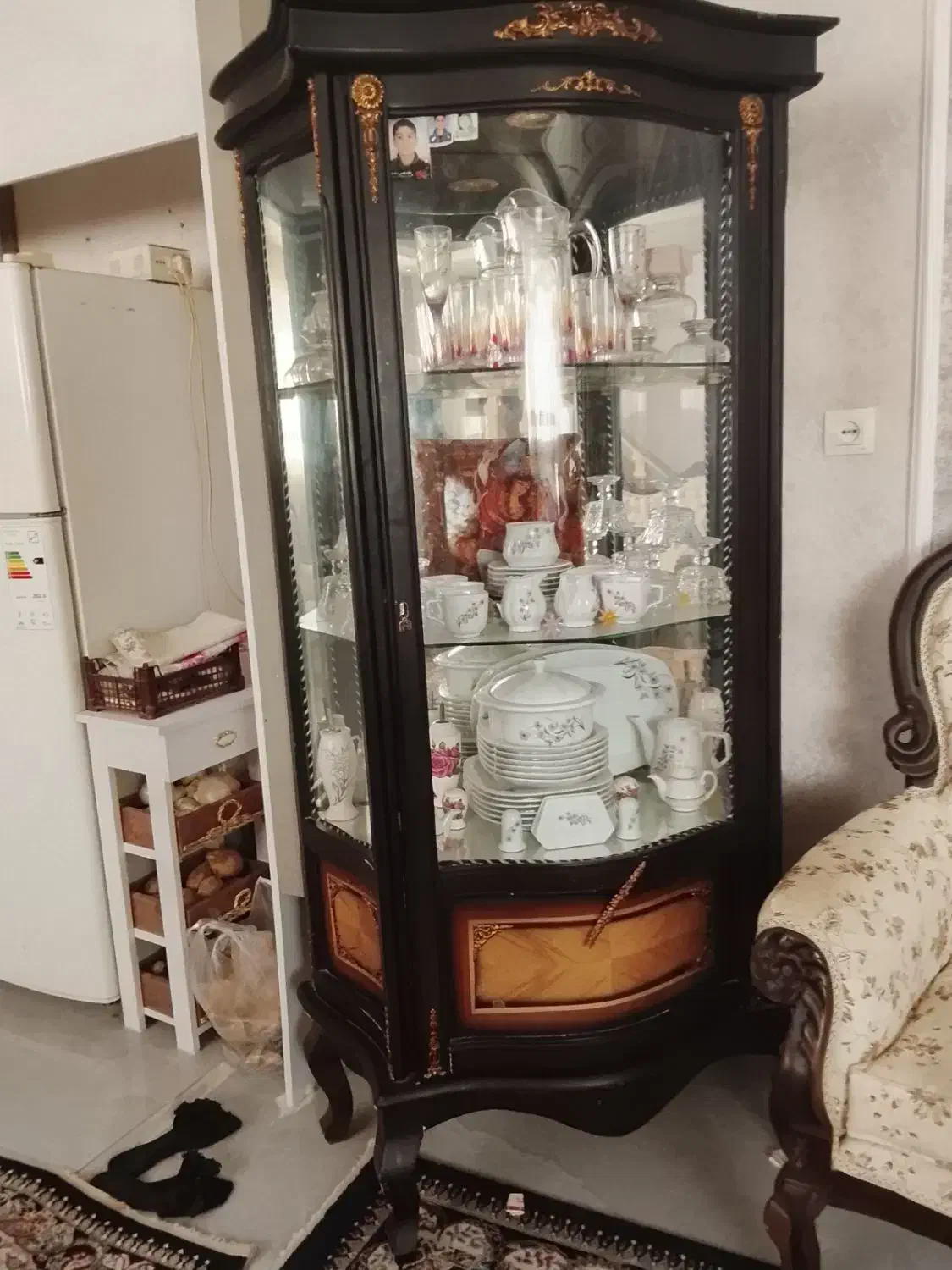 گنجه|بوفه، ویترین، کنسول|تربت‌حیدریه, حسنی بالا|دیوار