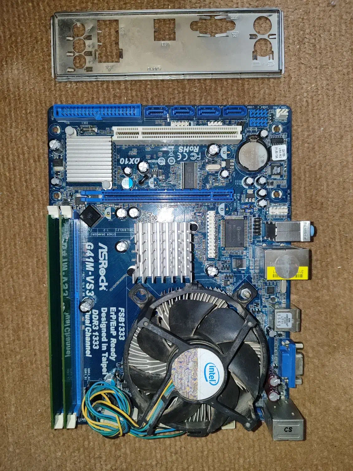 باندل ۲هسته ای با پردازنده ۵۷۰۰ و رم ۴ گیگ ddr3|قطعات و لوازم جانبی رایانه|چالوس, |دیوار