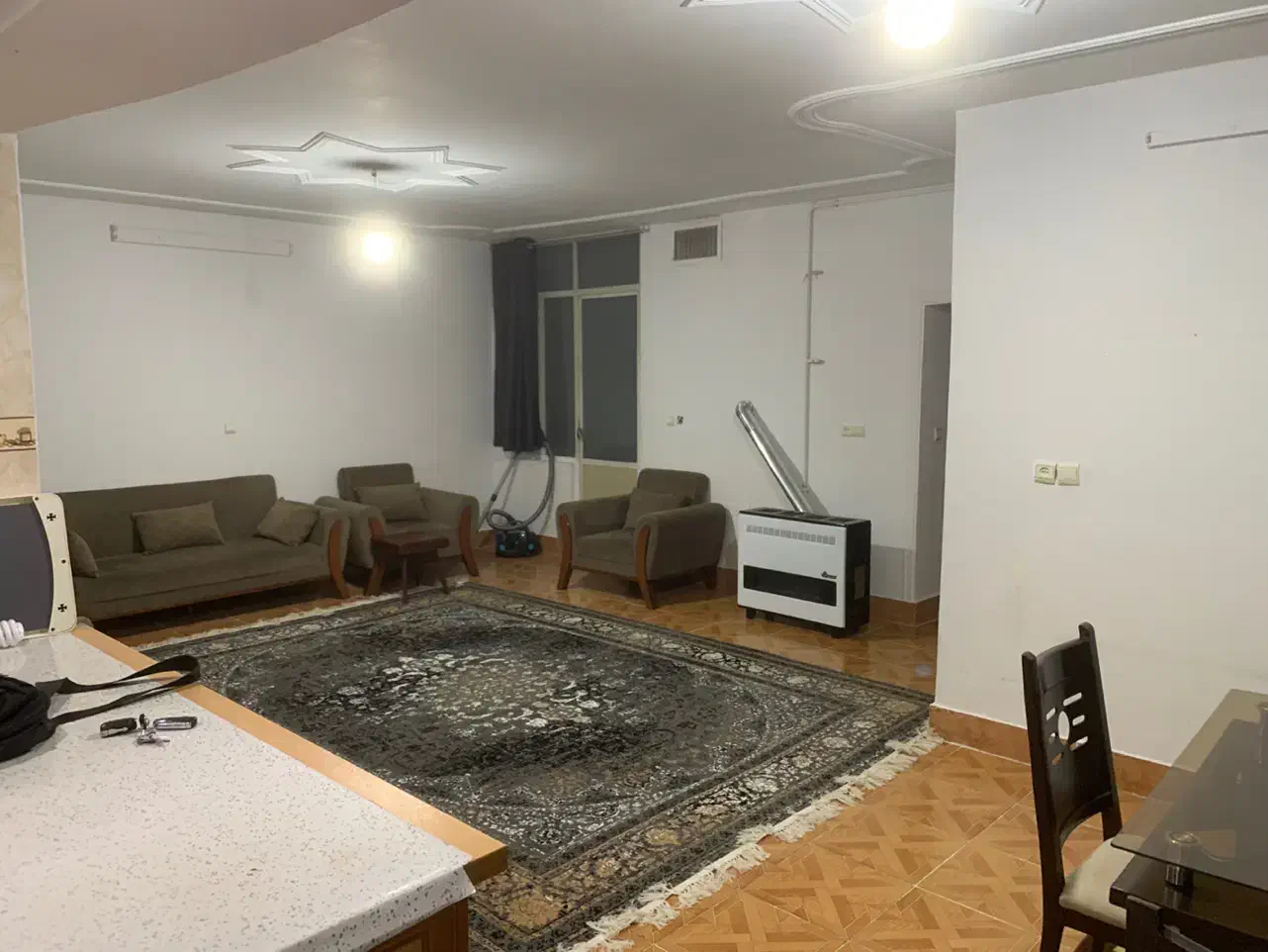 سوئیت مسافر ۵تخته لوکیشن عالی پارکینگ مسقف|اجارهٔ کوتاه‌مدت آپارتمان و سوئیت|شاهرود, |دیوار