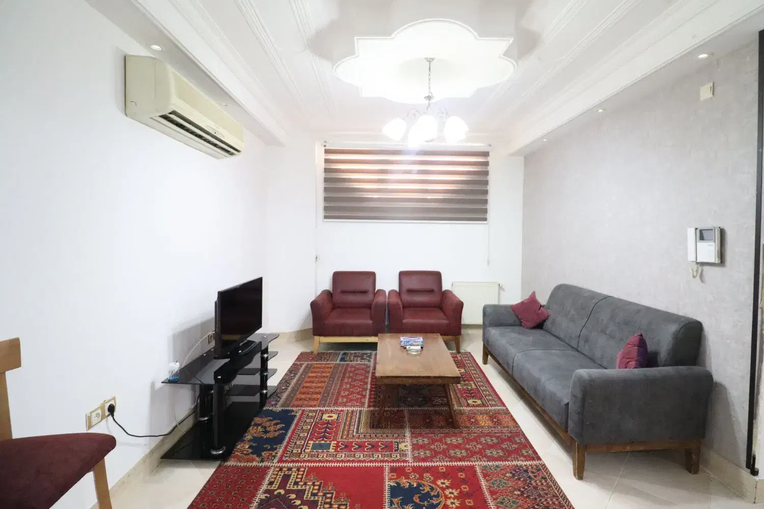 منزل مبله کوتاه مدت|اجارهٔ کوتاه‌مدت آپارتمان و سوئیت|شیراز, قدوسی غربی|دیوار