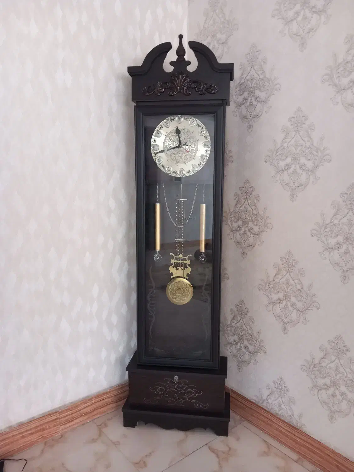 ساعت ایستاده چوبی|مبلمان خانگی و میز عسلی|تاکستان, |دیوار
