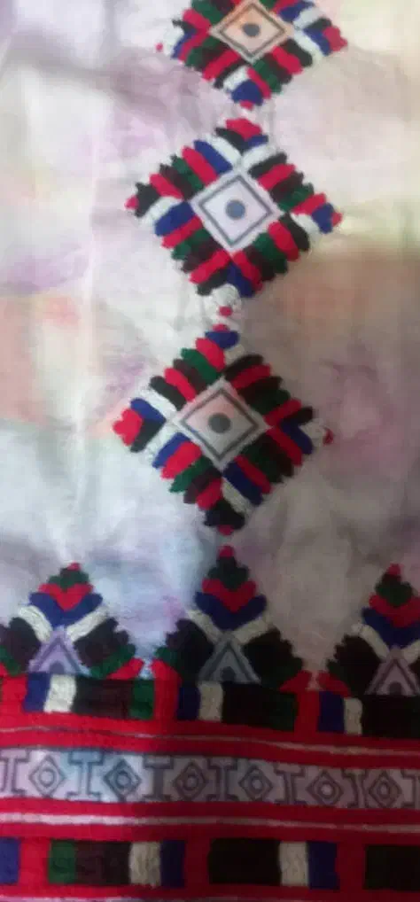 انجام سفارشات سوزن دوزی وکریشی لباس بلوچی بانوان|لباس|چابهار, |دیوار