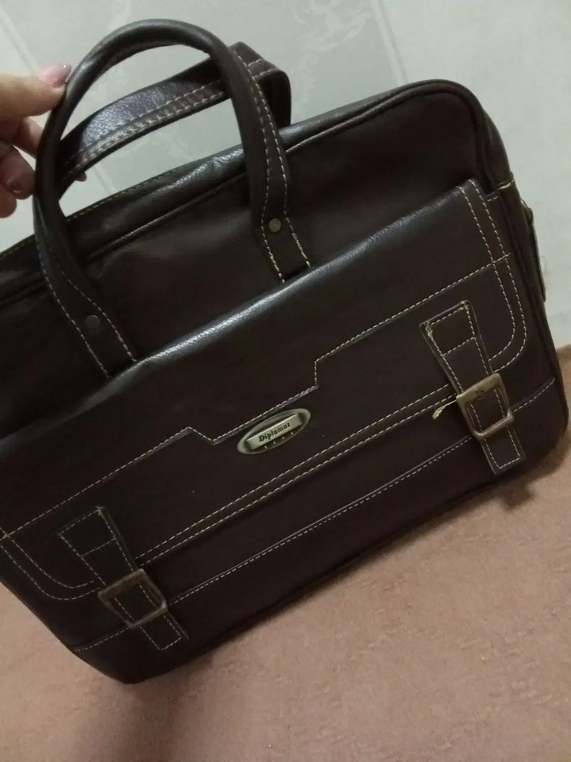 کیف آکبند دانشجویی.و کفش فوتبال و نیم بوت|کیف، کفش، کمربند|تبریز, |دیوار