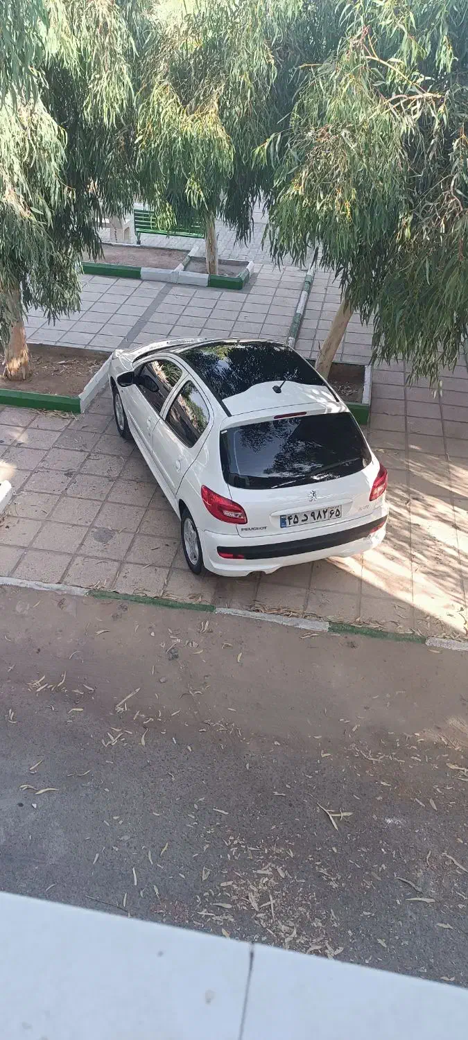 ۲۰۷پاناروما مدل ۴۰۳|خودرو سواری و وانت|سیرجان, |دیوار