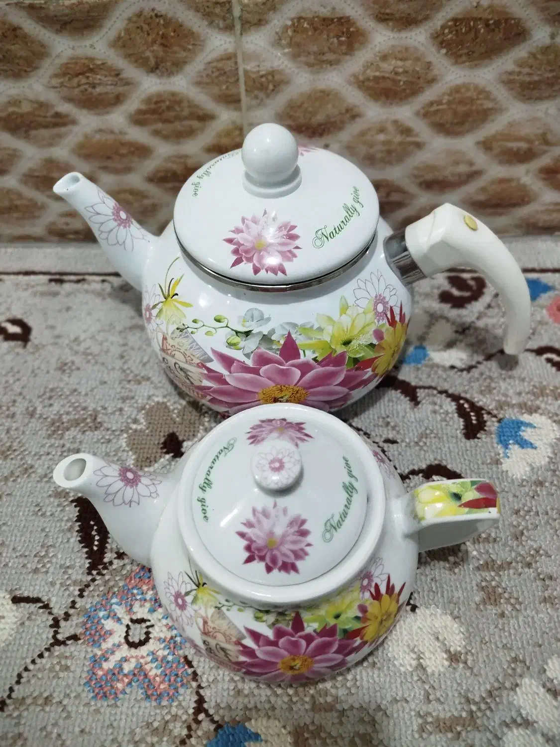 کتری و قوری|قوری، کتری، قهوه‌ساز دستی|مریوان, |دیوار