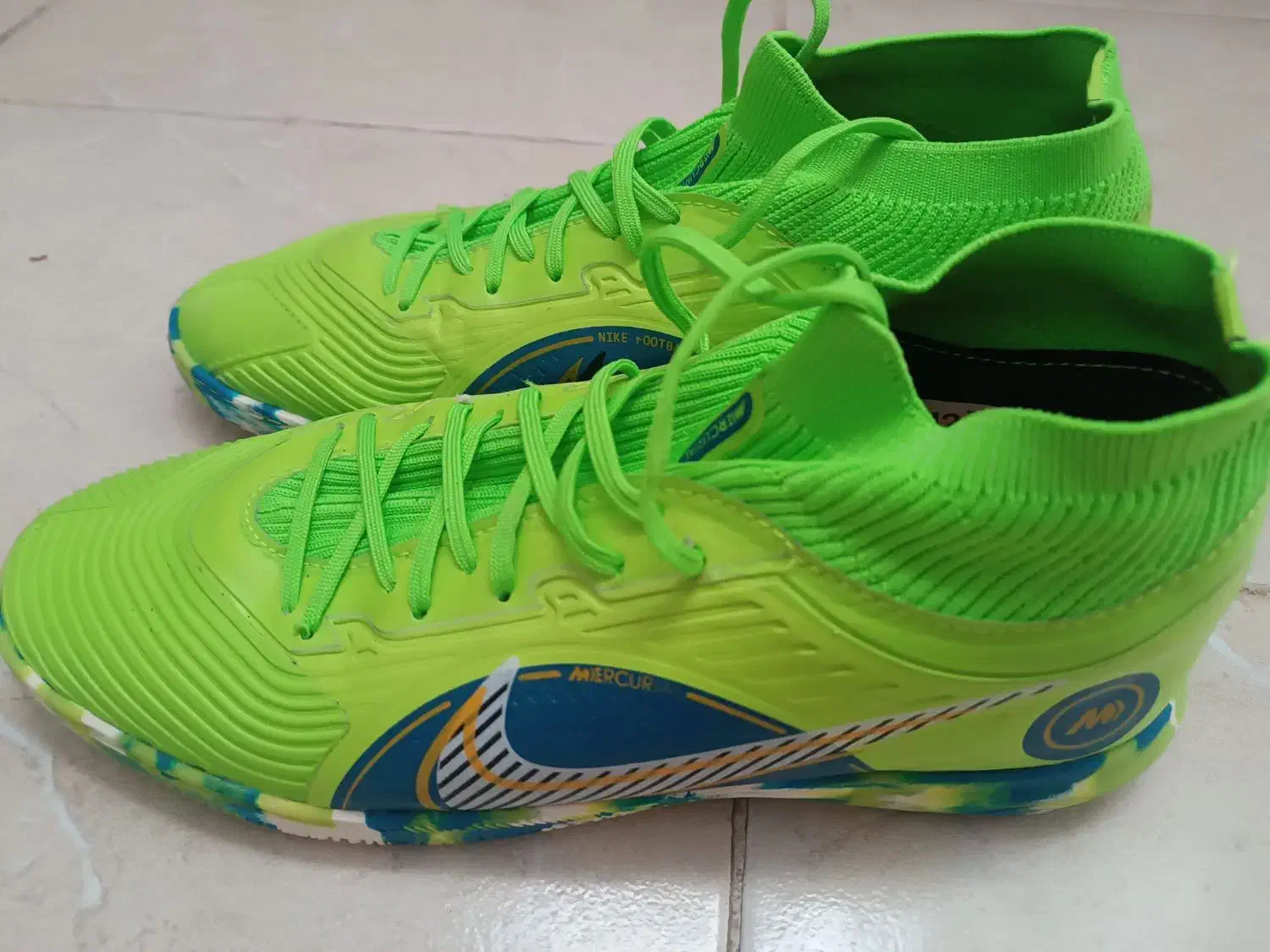 کفش نایک سالنی|تجهیزات ورزشی|برخوار, |دیوار