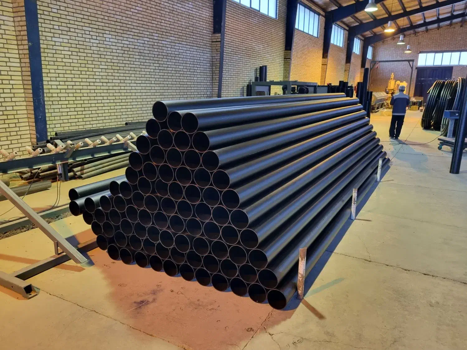 لوله های پلی اتیلن|خدمات باغبانی و درختکاری|کاشان, شهرک صنعتی جعفرآباد ۱|دیوار