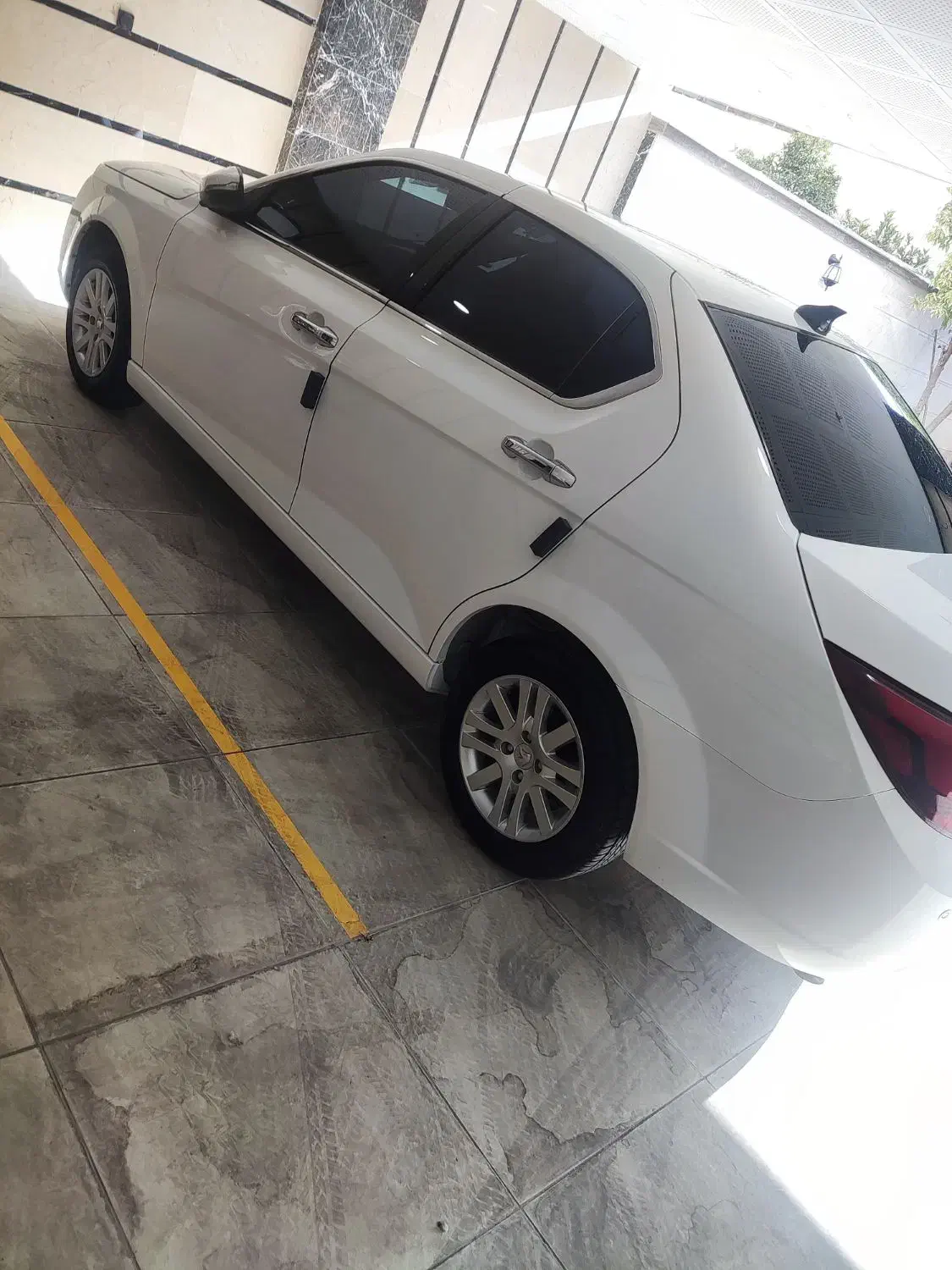 دنا پلاس ۶ دنده فول آپشن موتور ef7 p|خودرو سواری و وانت|شیراز, نصر|دیوار