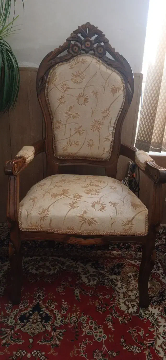 مبل 9 نفره سلطنتی|مبلمان خانگی و میز عسلی|کازرون, |دیوار