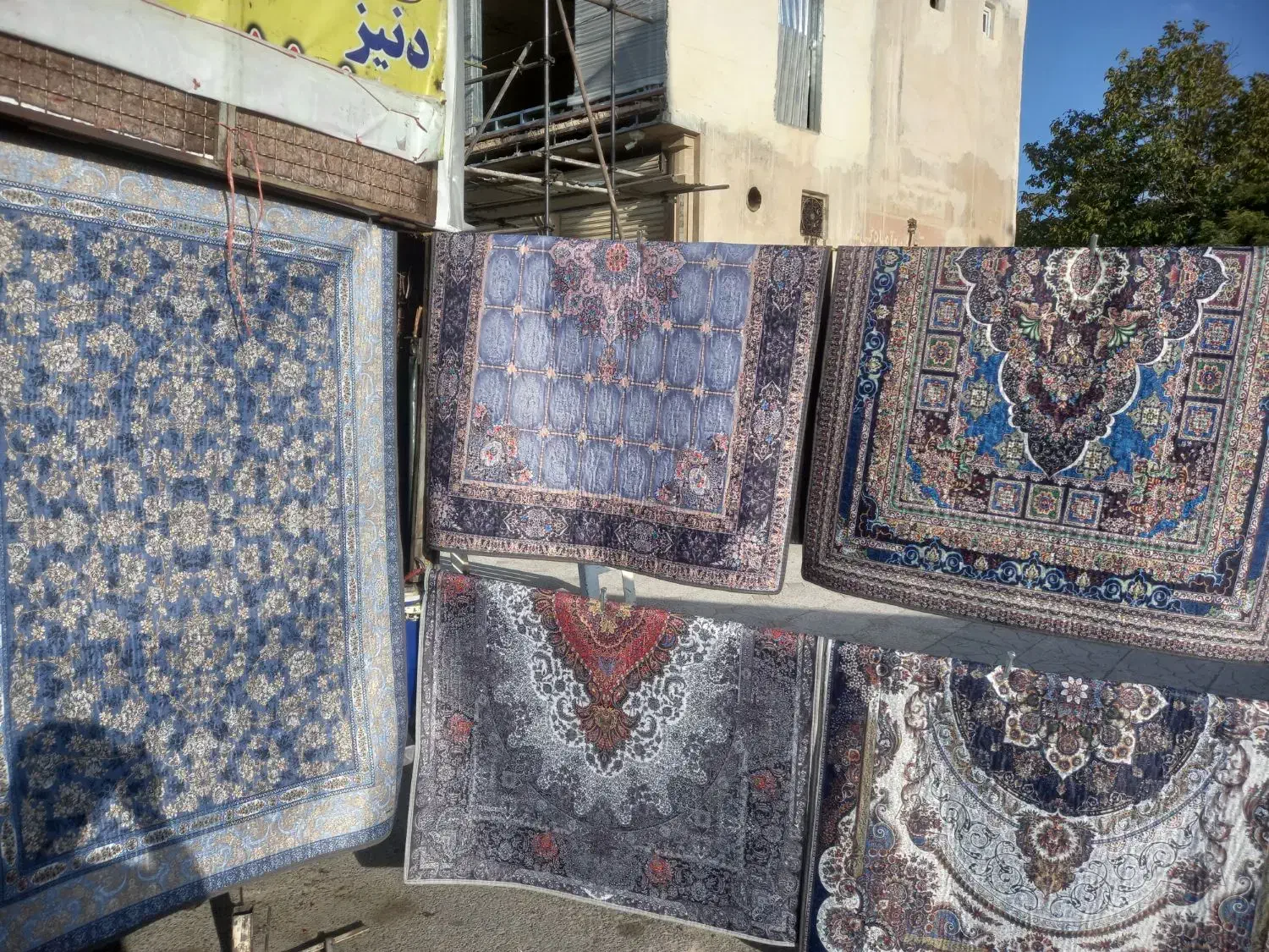 روفرشی یا قالیچه نمدی|روفرشی|اسلامآباد غرب, |دیوار