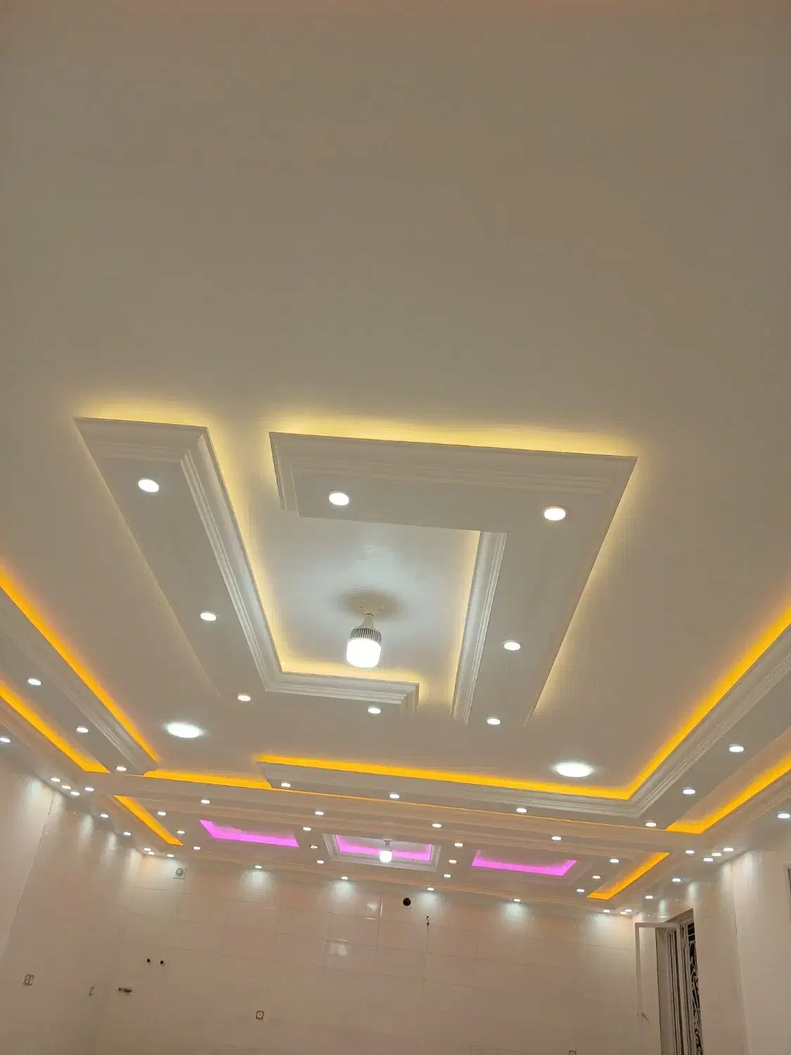 برقکار ساختمان حرفه ایی|خدمات پیشه و مهارت|بروجرد, |دیوار