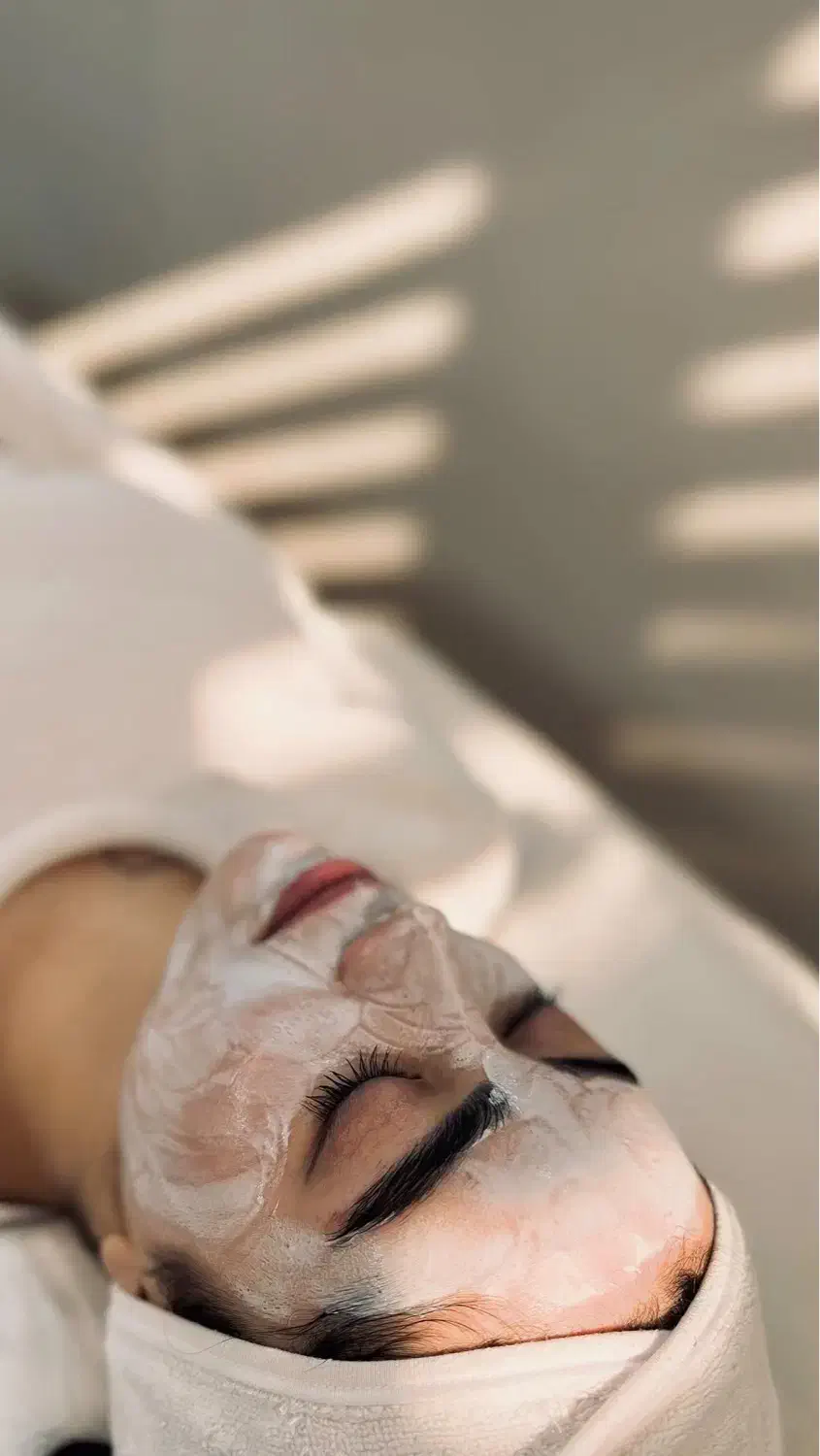 بلک فرایدی آموزش خدمات پوست و پاکسازی|خدمات آموزشی|تهران, پاسداران|دیوار