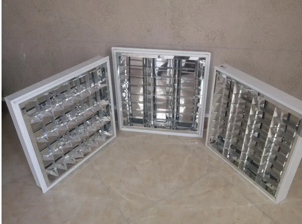 چراغ سقفی روکار ۱۶ عدد با لامپ|لامپ و چراغ|تبریز, |دیوار