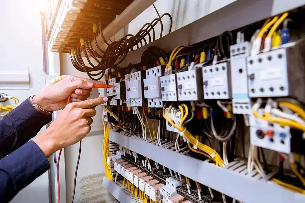 استخدام مهندس برق /الکترونیک|استخدام صنعتی، فنی، مهندسی|قم, دروازه کاشان|دیوار