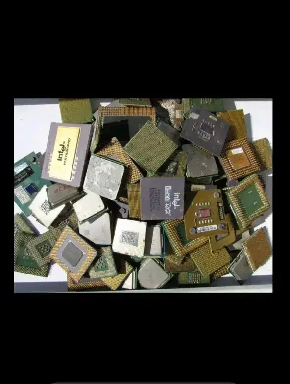 کیس ومادربرد ورم وموبایلی ودوروسبزو رادیولوژی وغیر|قطعات و لوازم جانبی رایانه|همدان, |دیوار