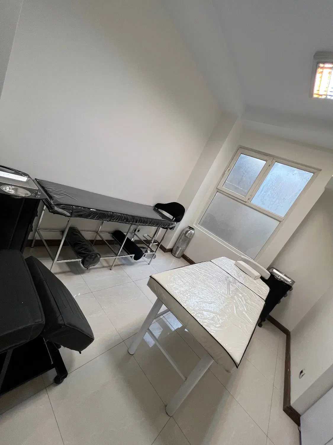 دعوت به همکاری در سالن زیبایی|استخدام درمانی، زیبایی، بهداشتی|تهران, دهونک|دیوار