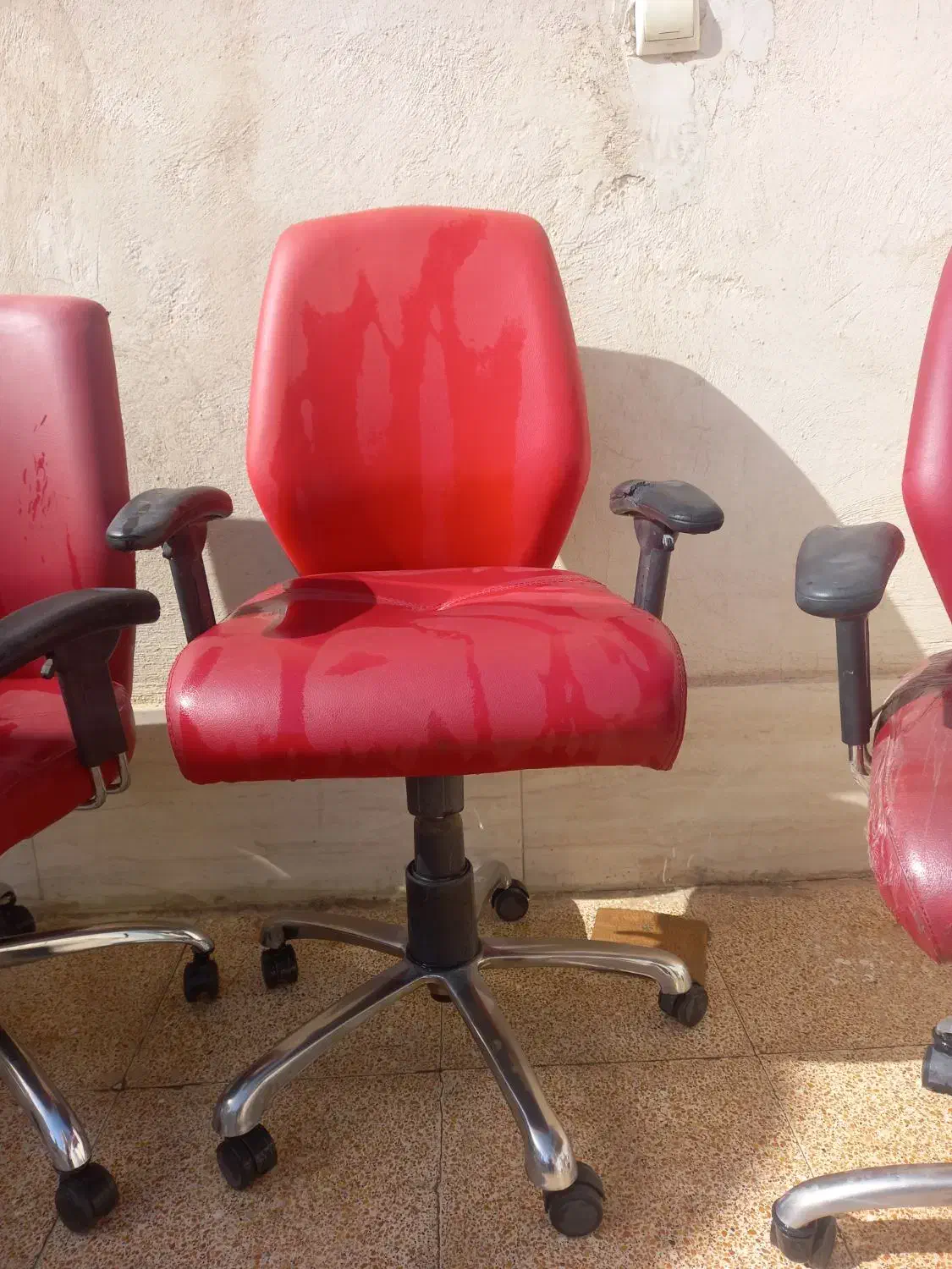 صندلی چرخ دار|صندلی و نیمکت|تهران, باغ فیض|دیوار