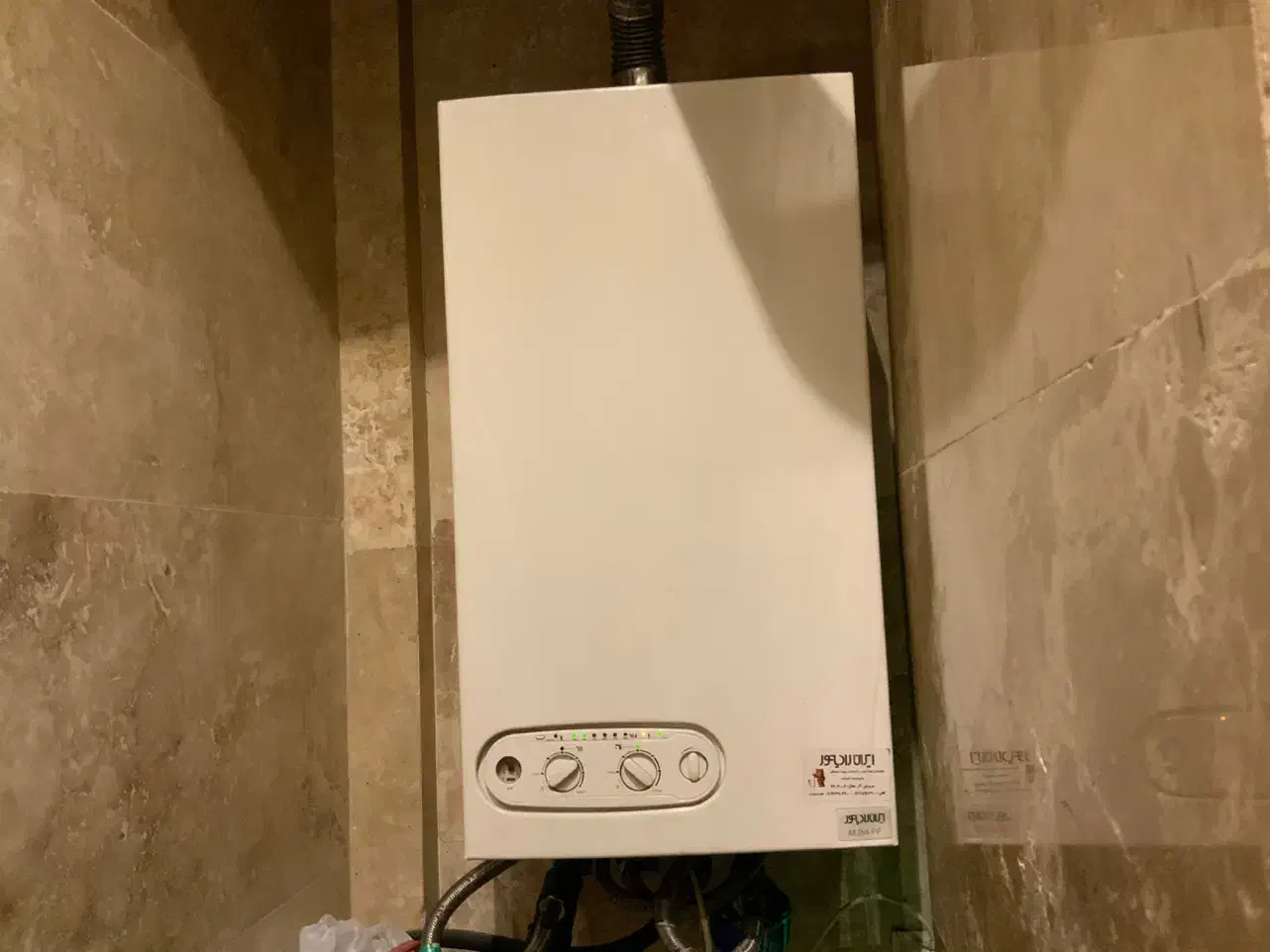 تعمیرکار تخصصی پکیج و ابگرمکن و کولرگازی|خدمات پیشه و مهارت|لاهیجان, شهرک سلمان فارسی|دیوار