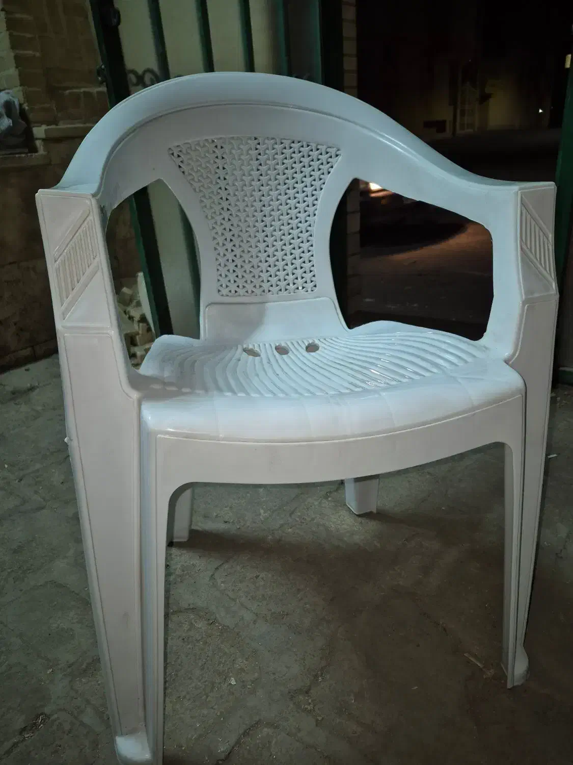 صندلی پلاستیکی مدل حصیری|صندلی و نیمکت|کاشان, ملک آباد|دیوار