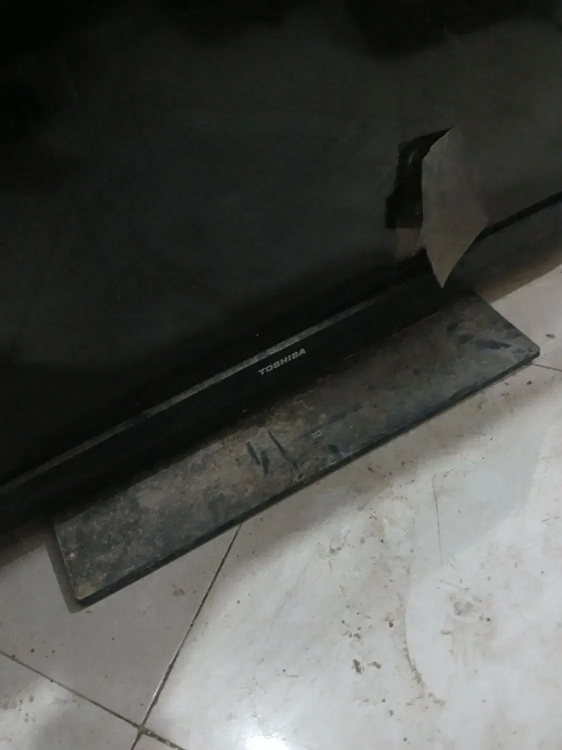 تلوزیون شکسته ۵۰اینچ|تلویزیون و پروژکتور|مشهد, مهدی آباد|دیوار