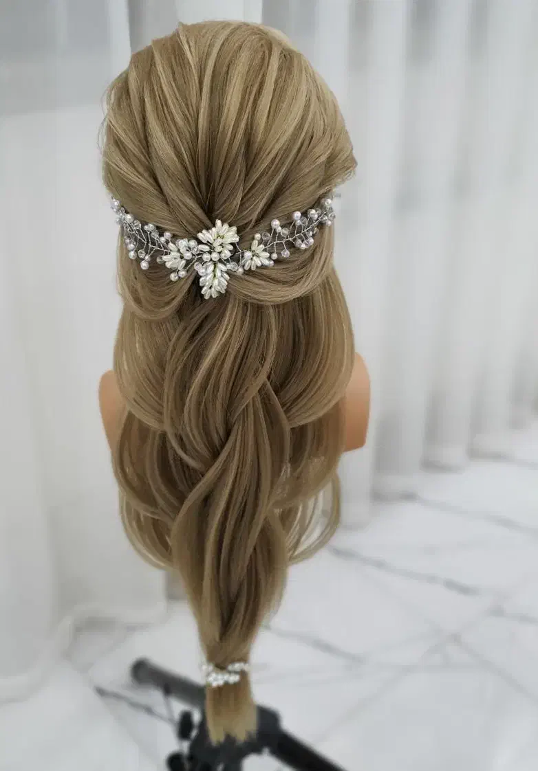 آموزش شینیون خصوصی صفرتاصد حرفه ای|خدمات آرایشگری و زیبایی|زابل, |دیوار