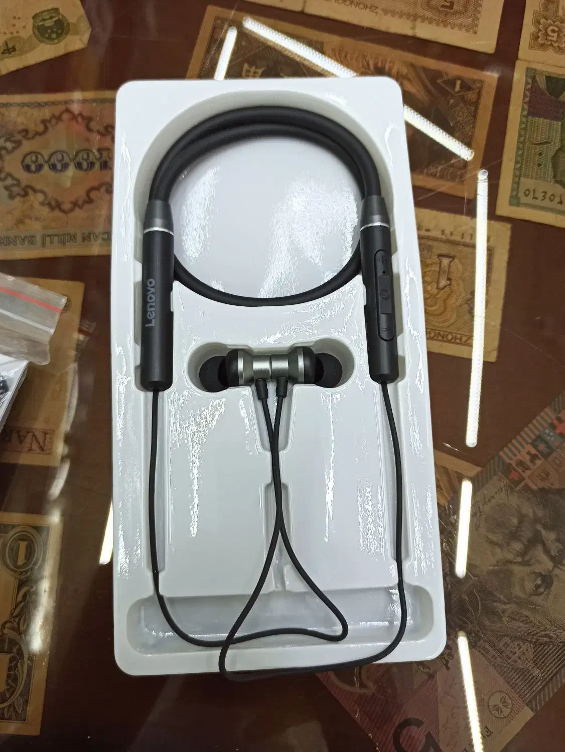 هندزفری دورگردنی اورجینال لنوو HE05|لوازم جانبی موبایل و تبلت|قشم, |دیوار