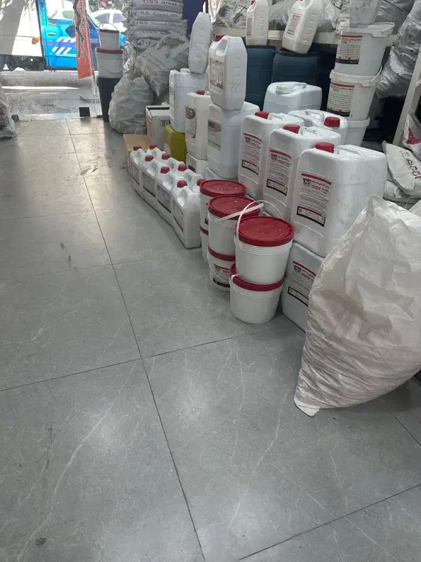 عایق بندی کلیه سازه های بتنی ،کاشت میلگرد|خدمات پیشه و مهارت|بندرعباس, |دیوار