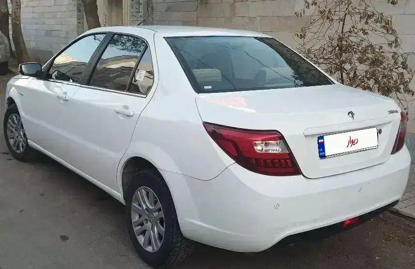 دنا تیپ ۲ بی رنگ و بی خط و خش و کم کارکرد مدل ۹۶|خودرو سواری و وانت|زنجان, |دیوار