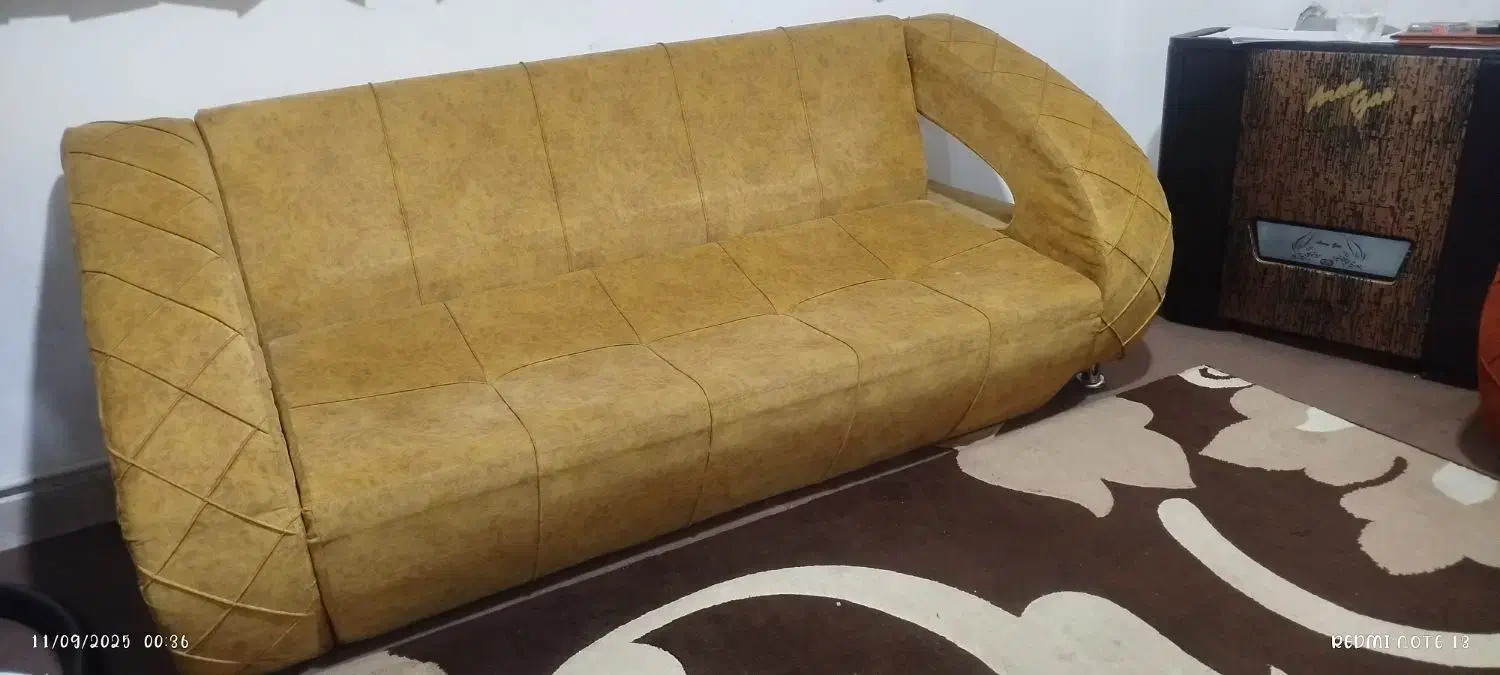 مبلمان ۷نفره و میز تی وی|مبلمان خانگی و میز عسلی|کازرون, |دیوار