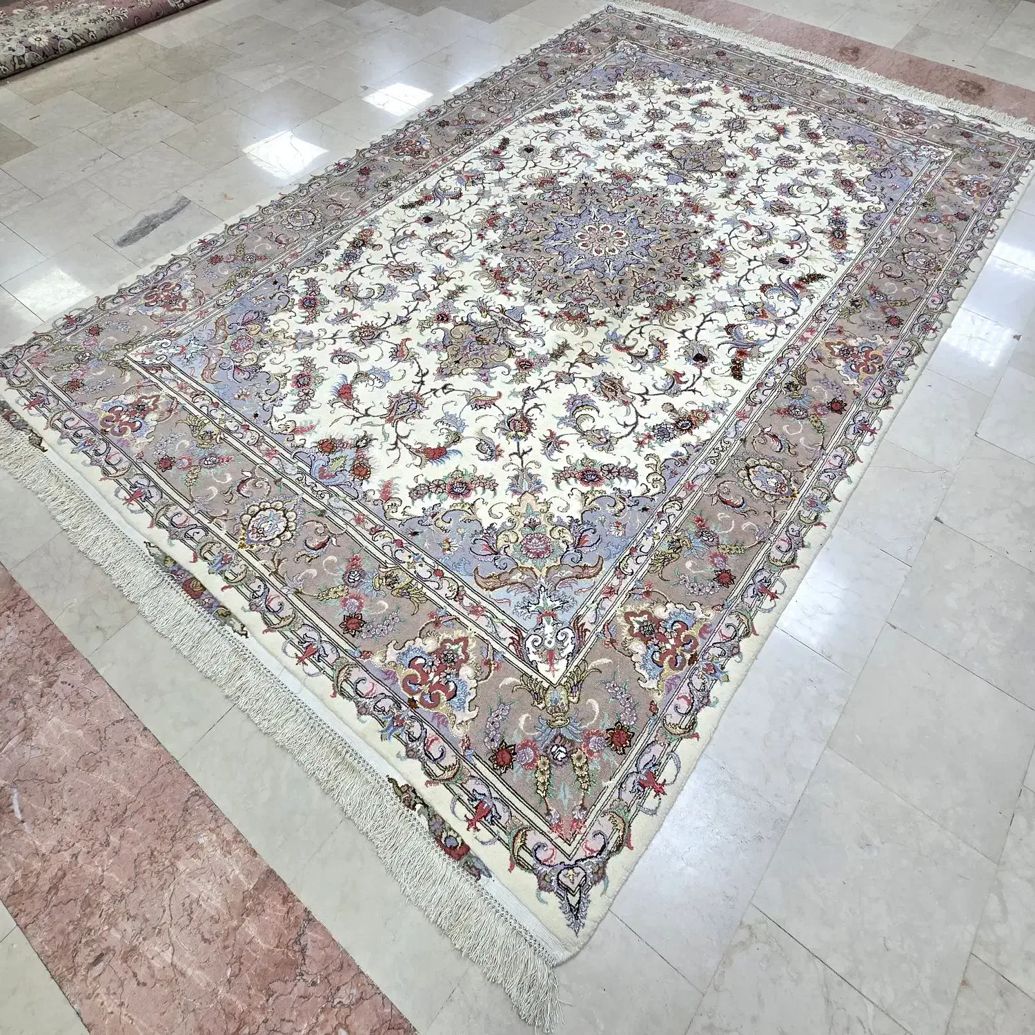 فرش جفت ۶ متری چله ابریشم طرح تبریز نو|فرش|تهران, شیراز|دیوار