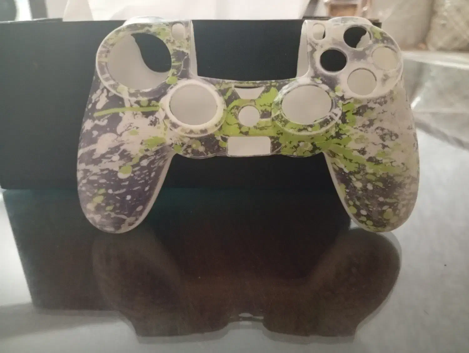 محافظ دسته ps4خیلی تمیز ونو|کنسول، بازی ویدئویی و آنلاین|مشهد, پروین اعتصامی|دیوار