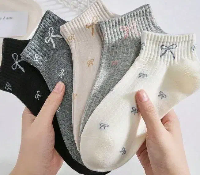 جوراب مچی پاپیون‌دار فانتزی و خاص|لباس|ری, دولت‌آباد|دیوار