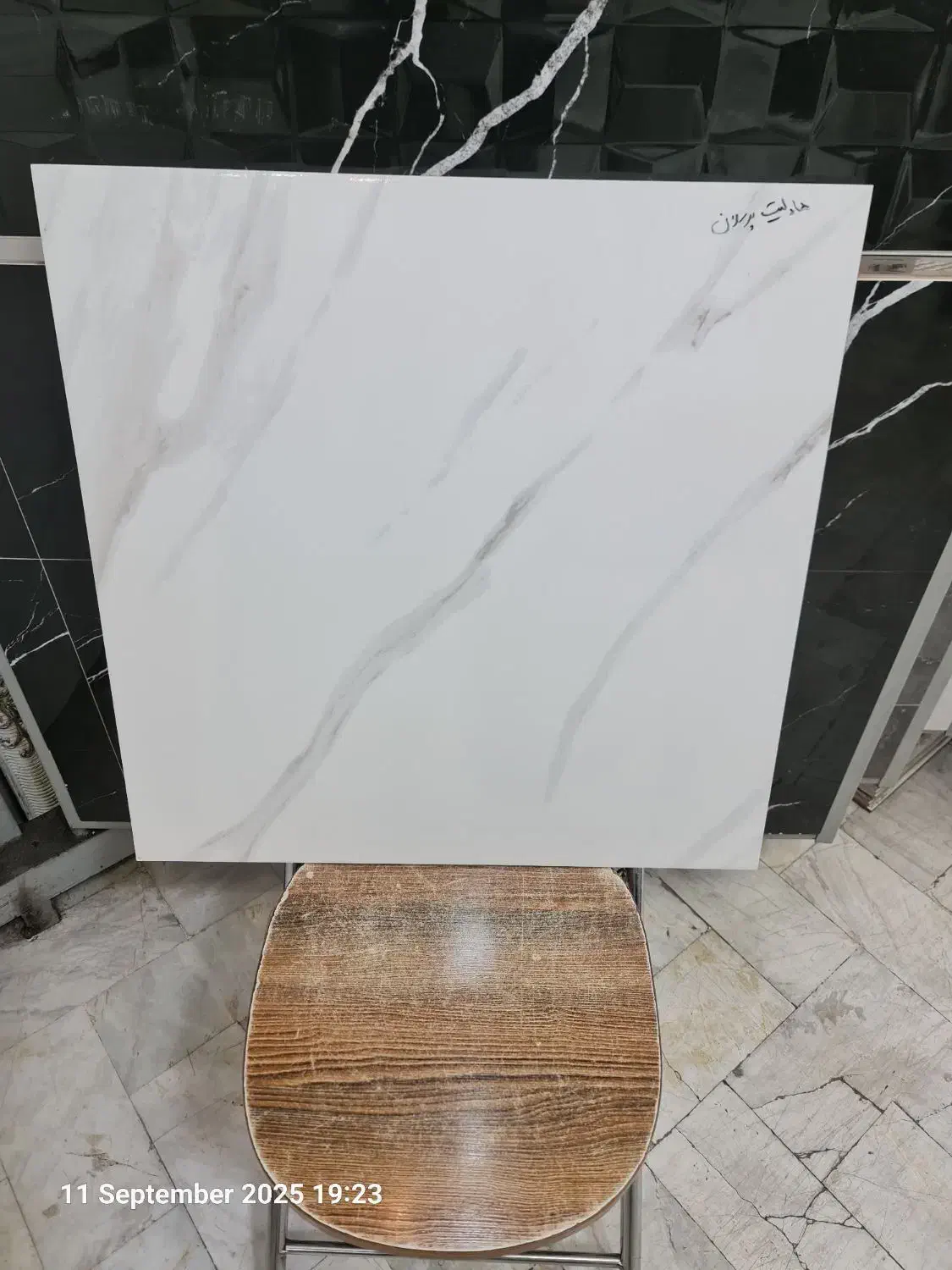 انواع مختلف کاشی سرامیک فروش از ۱متر الی ۹۰۰متر|مصالح و تجهیزات ساختمان|تهران, تهرانپارس غربی|دیوار