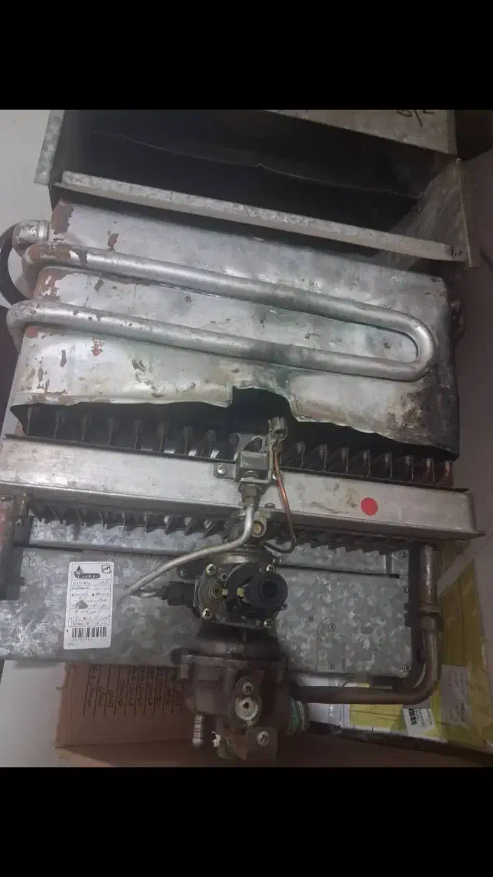 تعمیر نصب و سرویس انواع پکیج و ابگرمکن|آبگرمکن، پکیج، شوفاژ|قرچک, شهرک طلائیه|دیوار