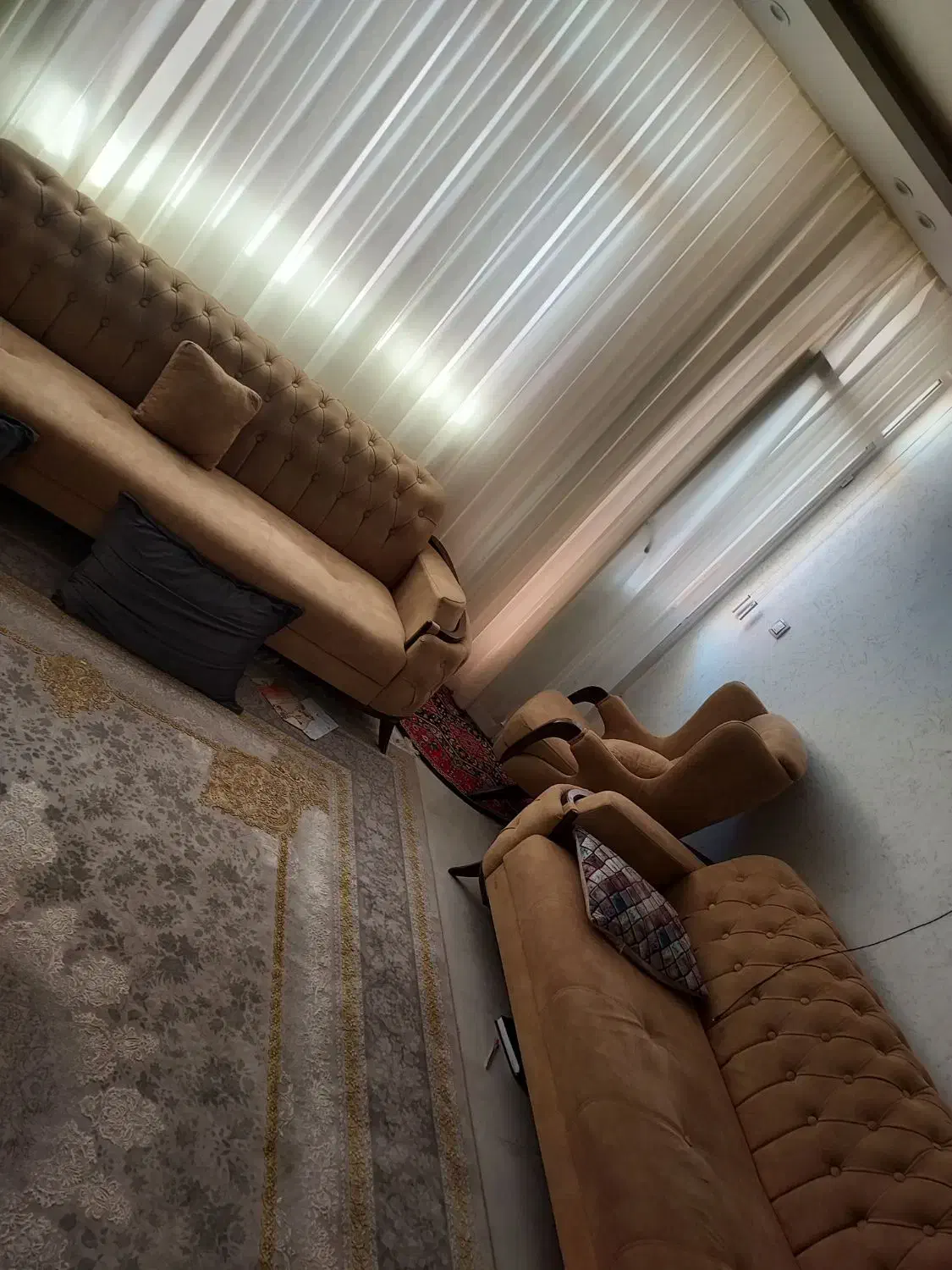 مبل ۸ نفر|مبلمان خانگی و میز عسلی|سبزوار, امام خمینی (ناوی)|دیوار