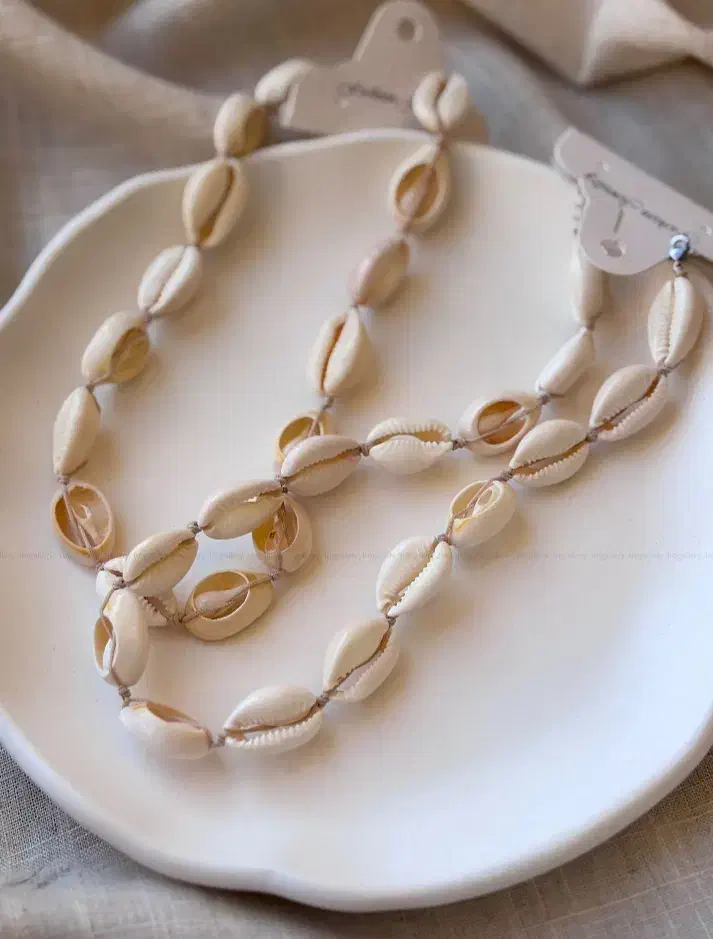 (فروشگاه ساعت و بدلیجات گلچین)گردنبند صدف|بدلیجات|تبریز, |دیوار