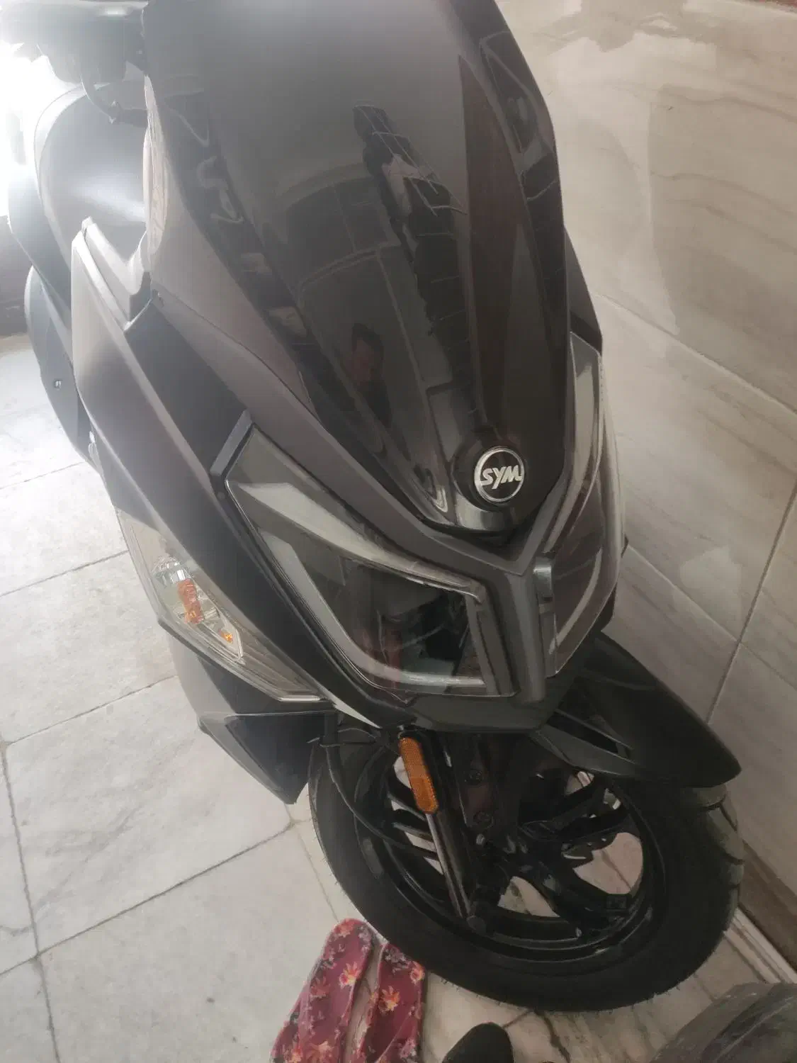 گلکسی جی۲۰۰|موتورسیکلت|رباط‌کریم, شترخوار|دیوار