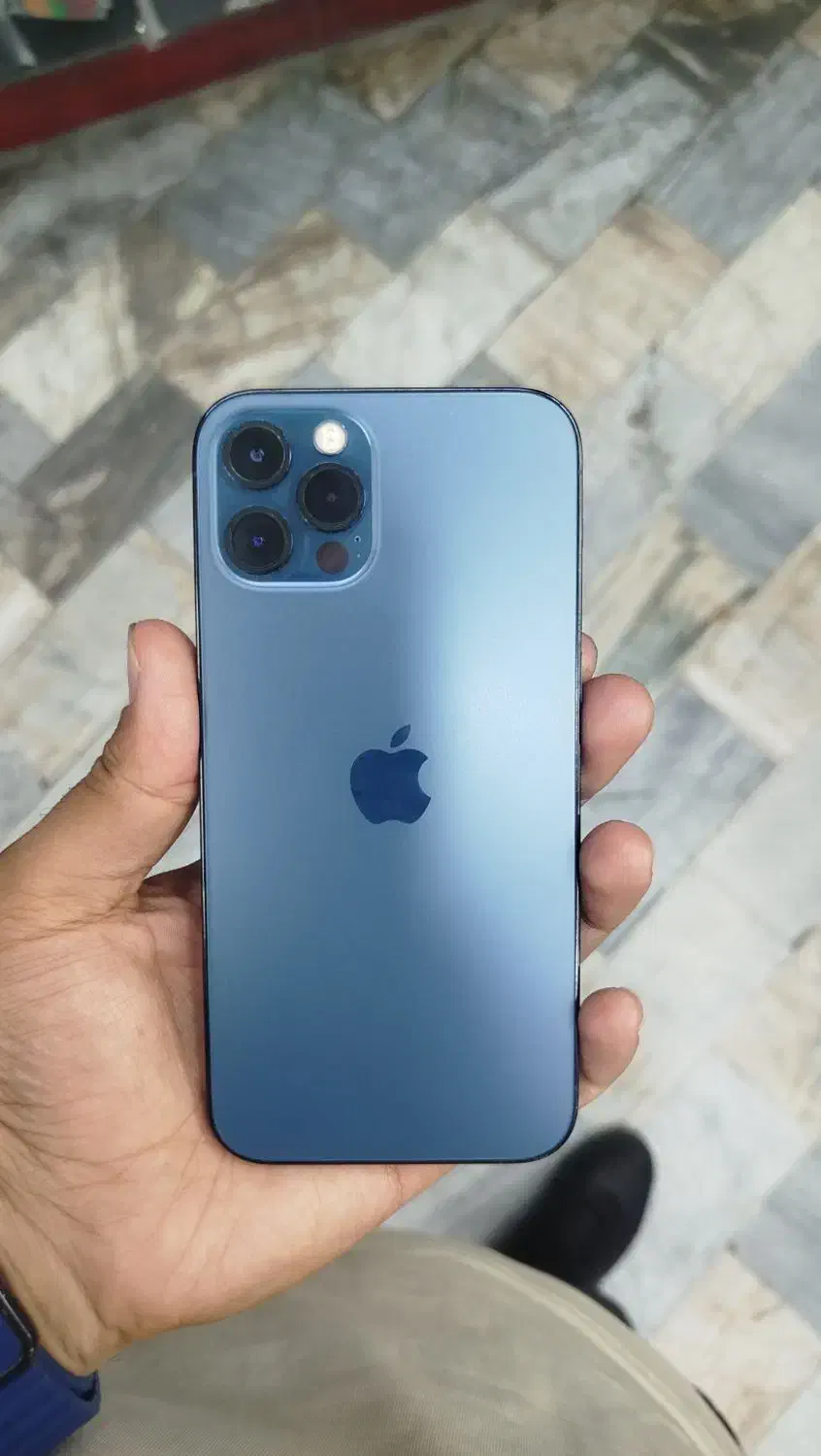 اپل iPhone 12 Pro با حافظهٔ ۲۵۶ گیگابایت|موبایل|همدان, |دیوار