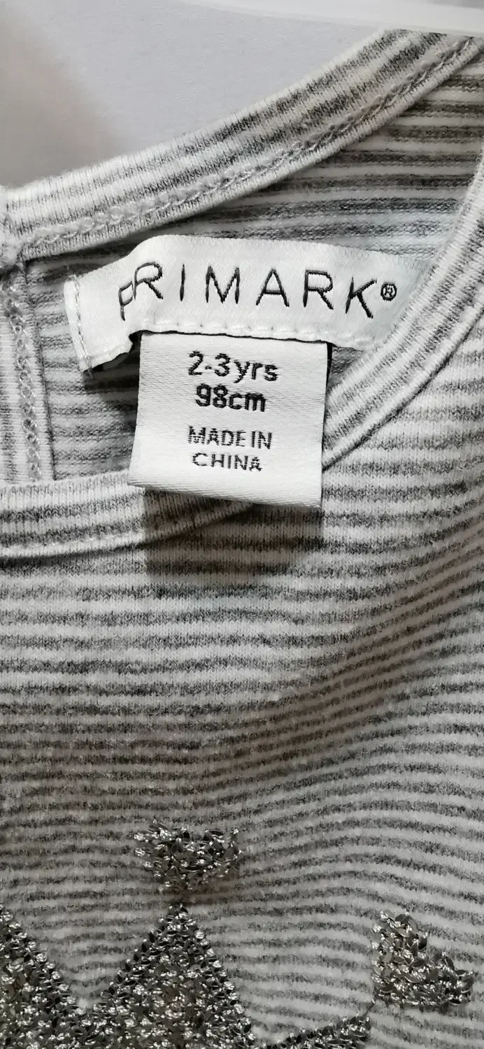 لباس بچگانه|کفش و لباس بچه|تهران, فلسطین (میدان انقلاب)|دیوار