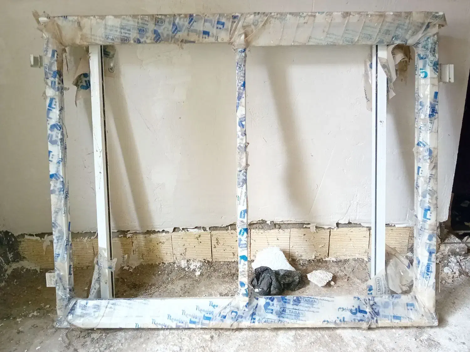 یک عدراتاق خاب۲عدد پنجره یدونه ۱۵۰یدونه ۲متری|مصالح و تجهیزات ساختمان|لاهیجان, لیل|دیوار