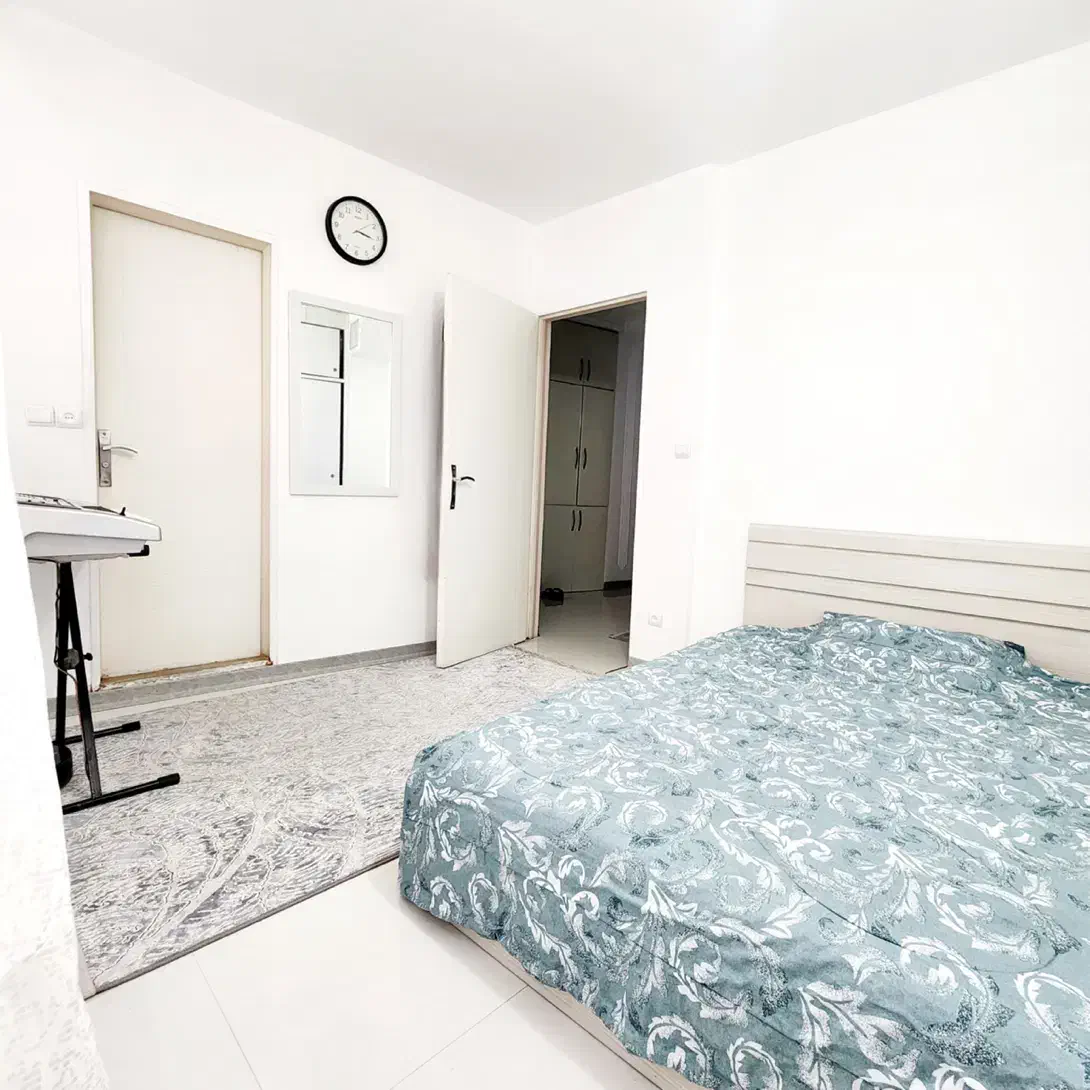 ۷۵متر/۲خواب/بازسازی شده/روی همکف/اشرفی