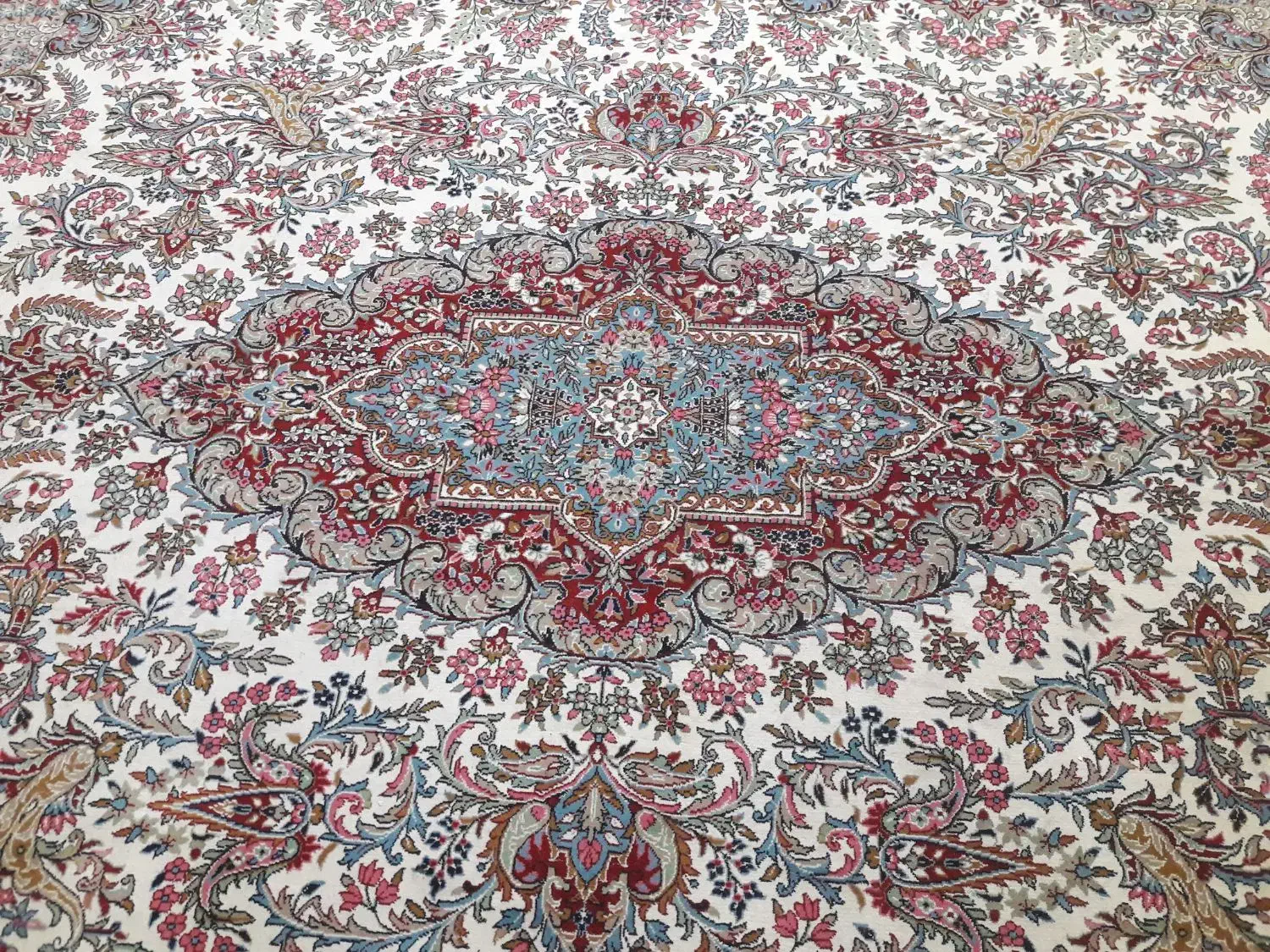 چند تخته فرش تراکم بالا و فرش شور|فرش|تهران, اوقاف|دیوار