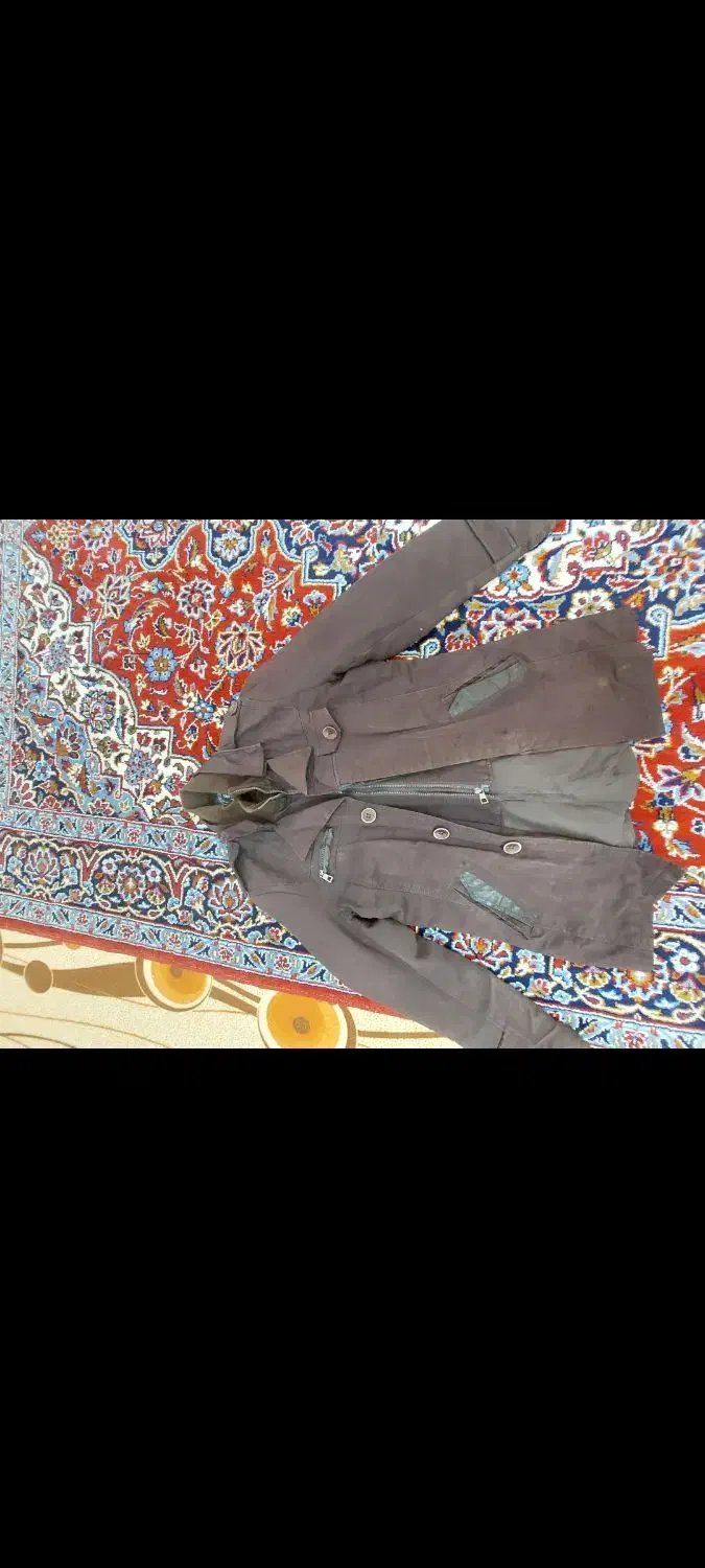 تعدادی کت و پالتو و ..|لباس|فامنین, |دیوار